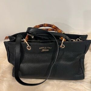 Gucci bamboo shopper bag. Beautiful and authentic bag in excellent condition.